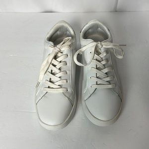 Yyz women’s low top sneakers.